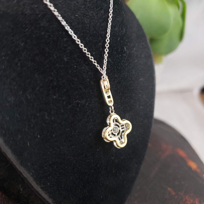 platinum & 18k gold Deco c.20's s diamond filigree necklace pendant