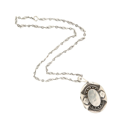 Victorian Sterling Silver Locket and 23 Twisted Link Chain Necklace