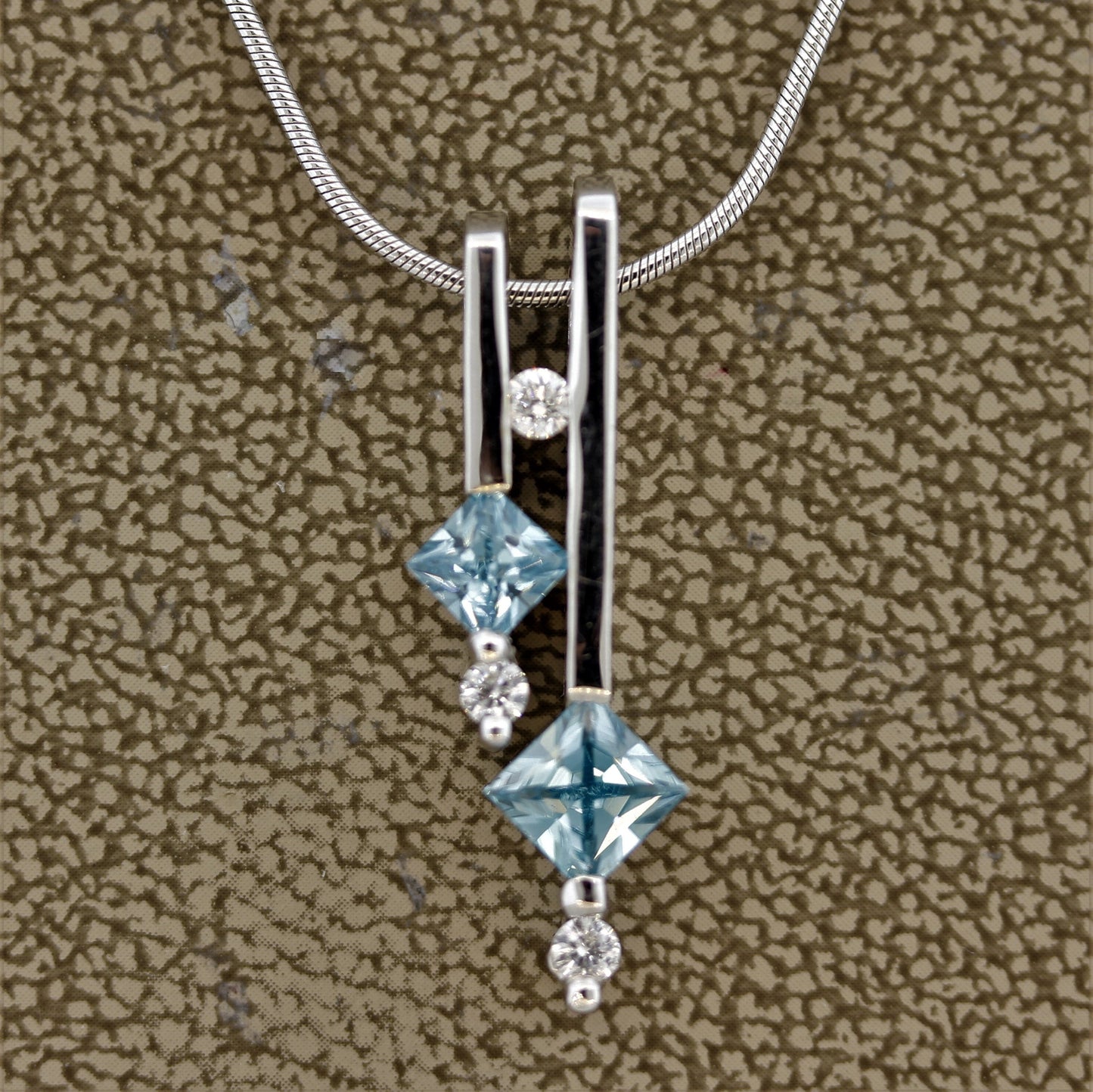 Zircon Diamond Gold Pendant